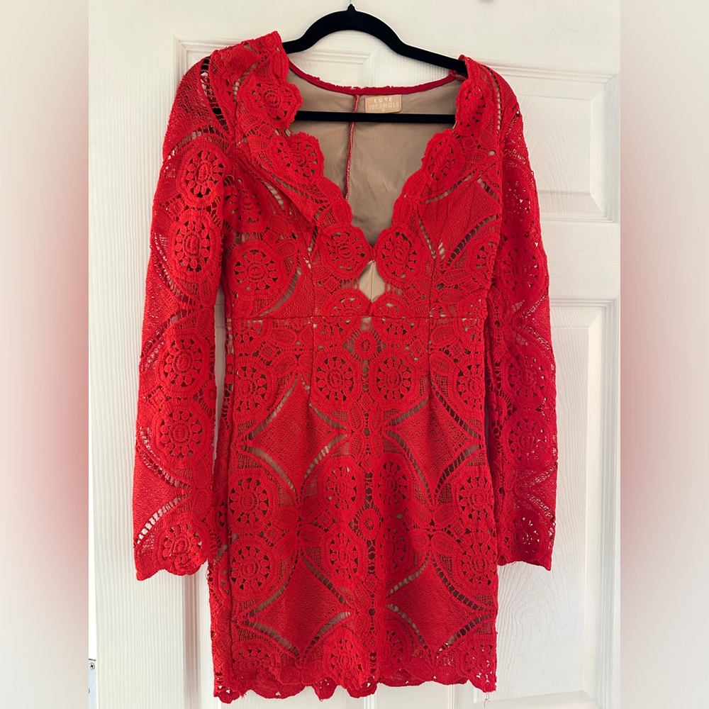 Red lace long sleeve love triangle dress never worn